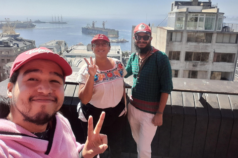 Valparaíso: LGBTour with Funicular Ride