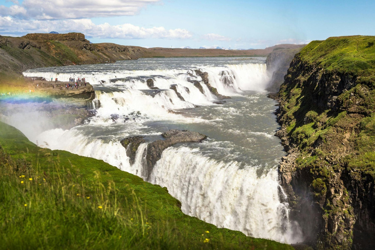 Reykjavik: Golden Circle tour: Geysir, Gullfoss, Thingvellir