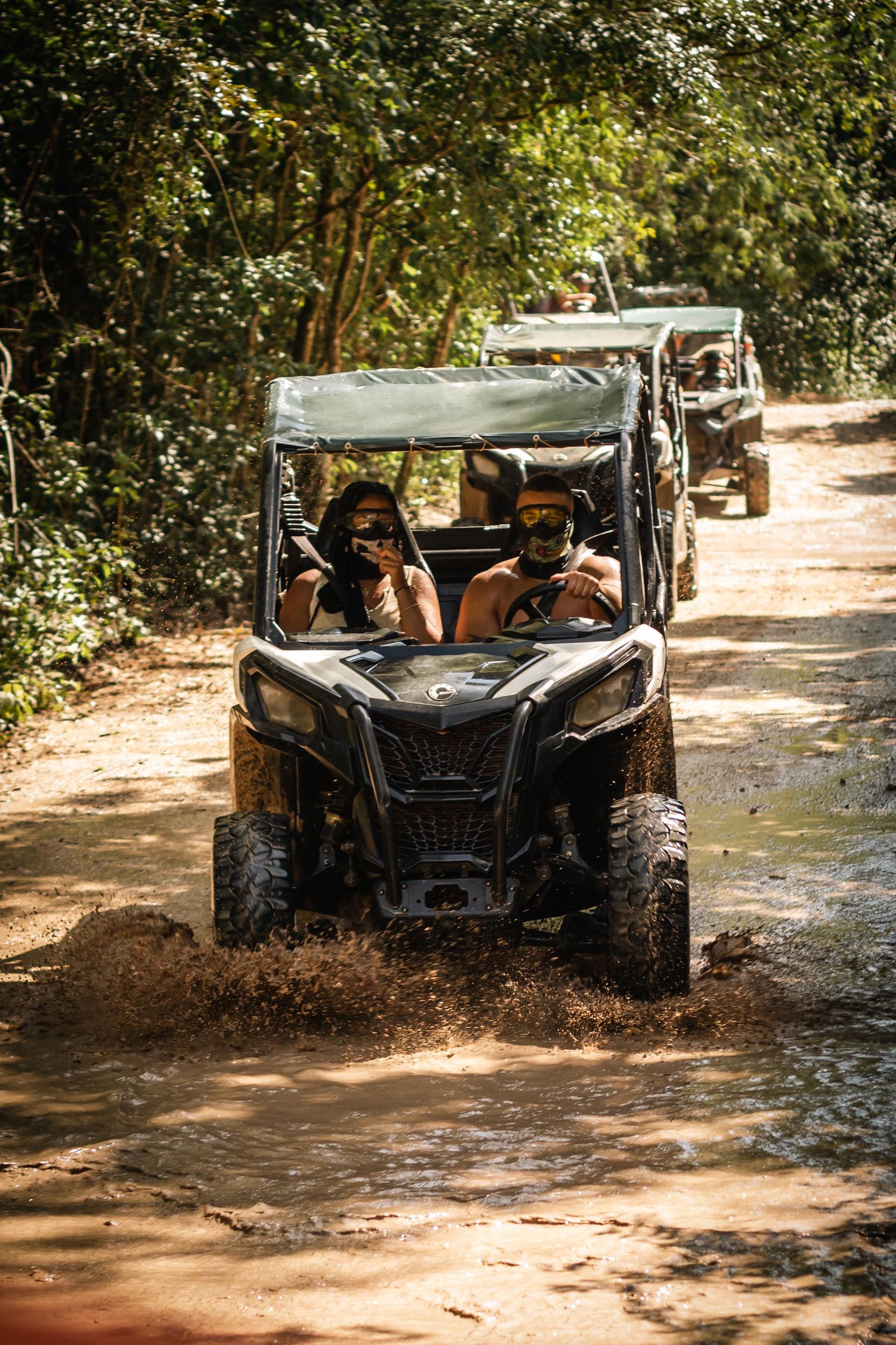 Playa Del Carmen: Cenote & Maya Dorf Tour mit dem Buggy