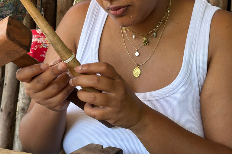 Hoi An: Silver or Brass Jewelry-Making Workshop