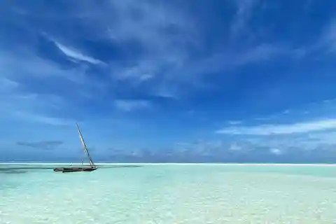 Jambiani Dhow Boat Kipepeo Snorkeling Tour 2pax