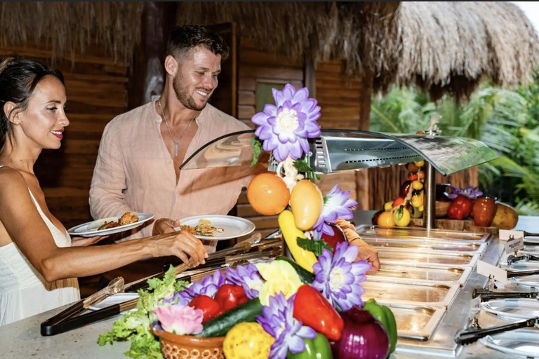 Cozumel: Beach Escape: Buffet & Open Bar Included