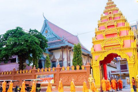 Tour privato di 1 giorno della città di Phnom Penh con guida turistica