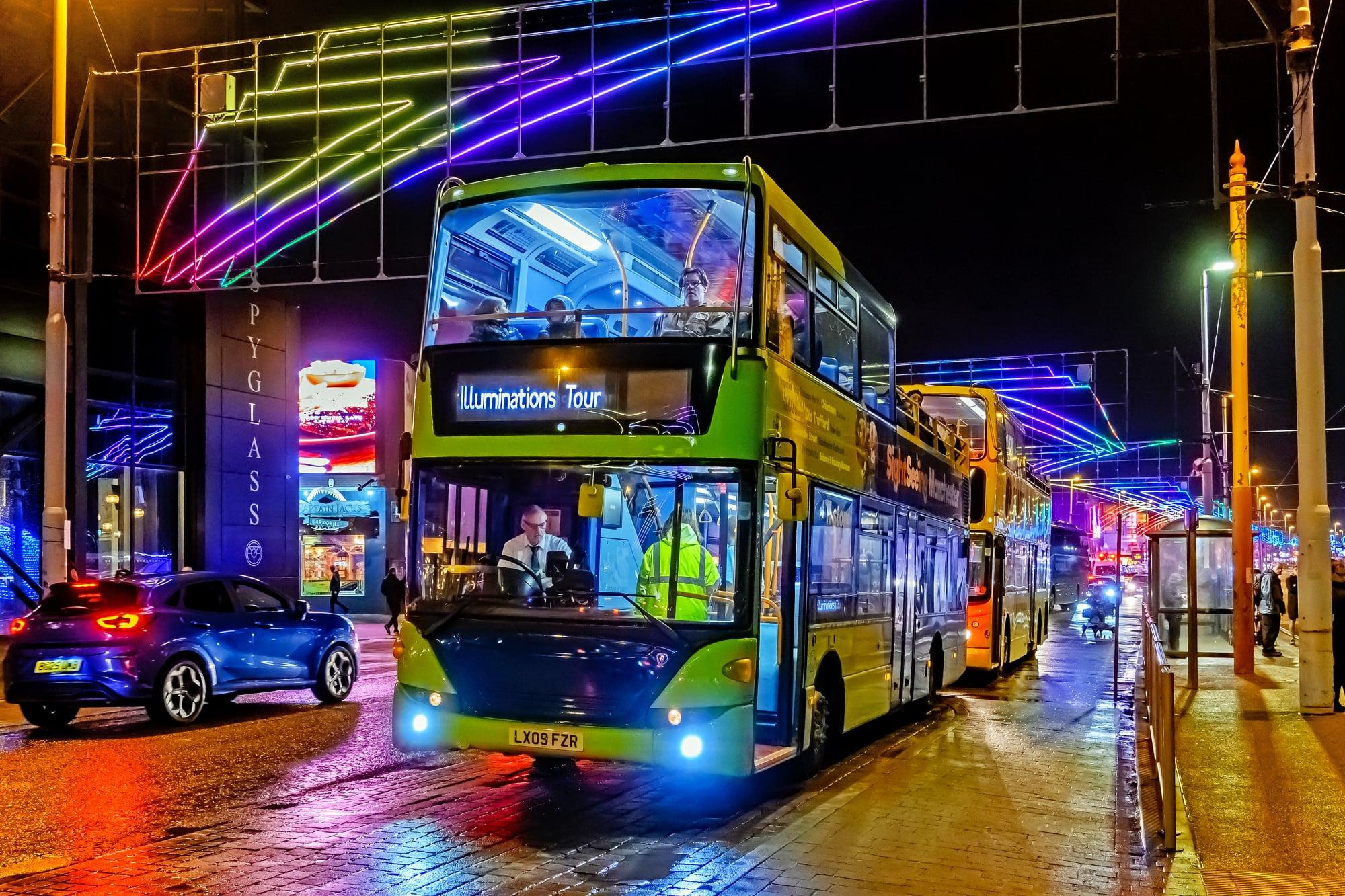 Blackpool: Lichter-Bustour im Cabrio