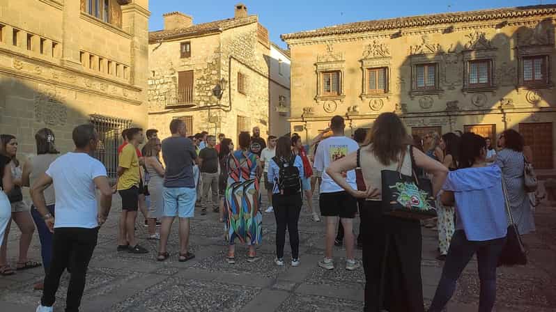 GUIDED TOUR OF BAEZA with tickets to monuments