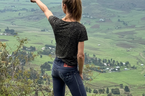 Addis Ababa: Mount Entoto Hike, Injera & Hyena Experience