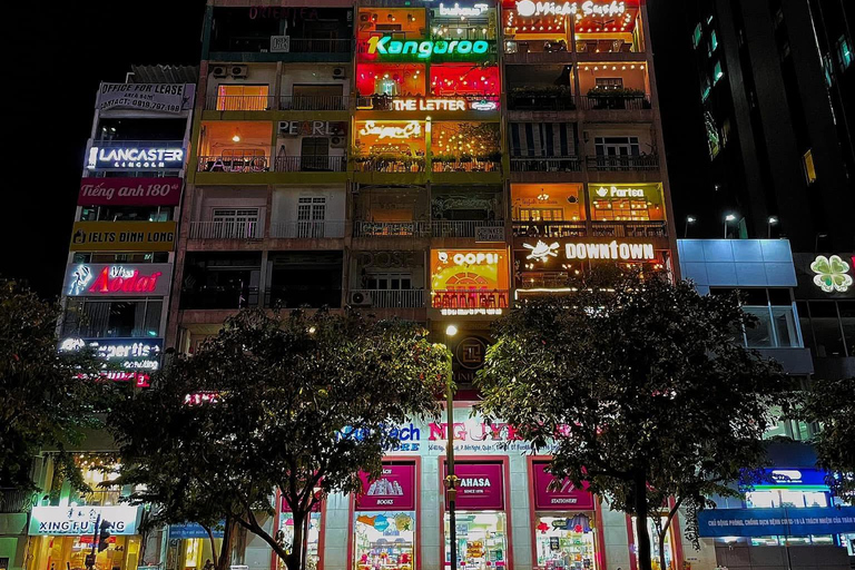 胡志明市观光巴士游（含水上木偶戏）