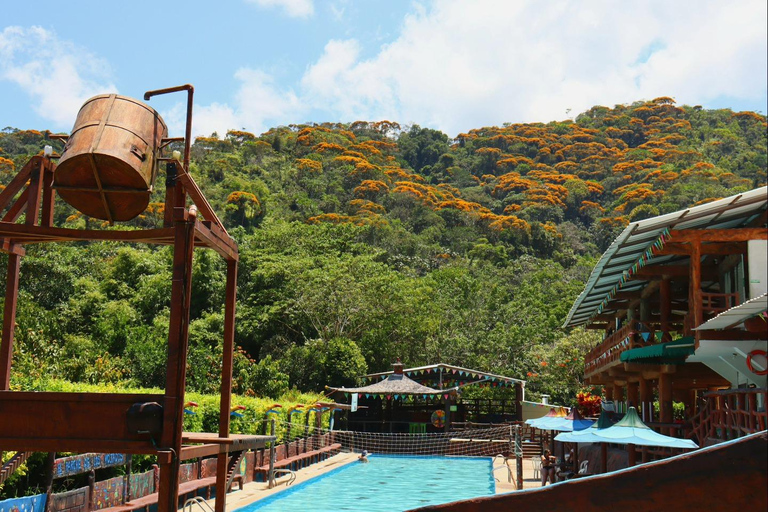 MEDELLÍN : JOUR DE SOLEIL LE CHARME DE COCORNÁ