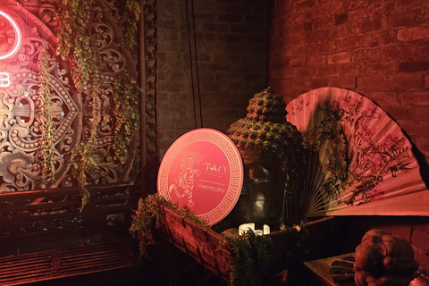 Las Vegas: Night Out at Clubs with Free Drinks and Party Bus Latin Club Crawl