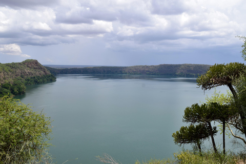 Lake Chala Tour: Wandelen en/of kajakkenMeer van Chala: Wandelen naar de grensrots