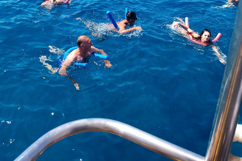 Crociera sul Canale di Corinto: porti antichi, acque cristalline e storiaCrociera sul Canale di Corinto: antichi porti, acque cristalline e storia