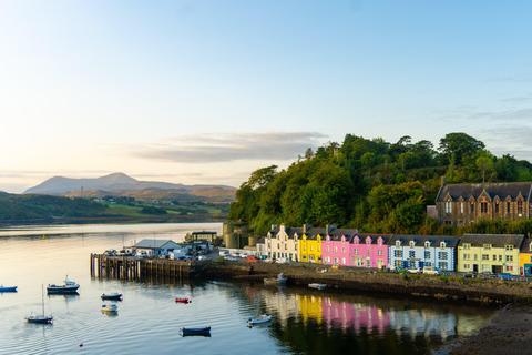 Jednodniowa wycieczka z przewodnikiem po zabytkach i zachodnim wybrzeżu Isle of Skye