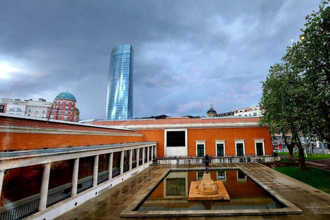Bilbao: Guggenheim Museum & City Highlights Audio Tour Bilbao: Guggenheim Museum & City Highlights Audio Tour (EN)