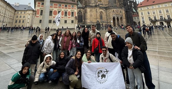 Prague: Castle, Charles Bridge, and Old Town Walking Tour