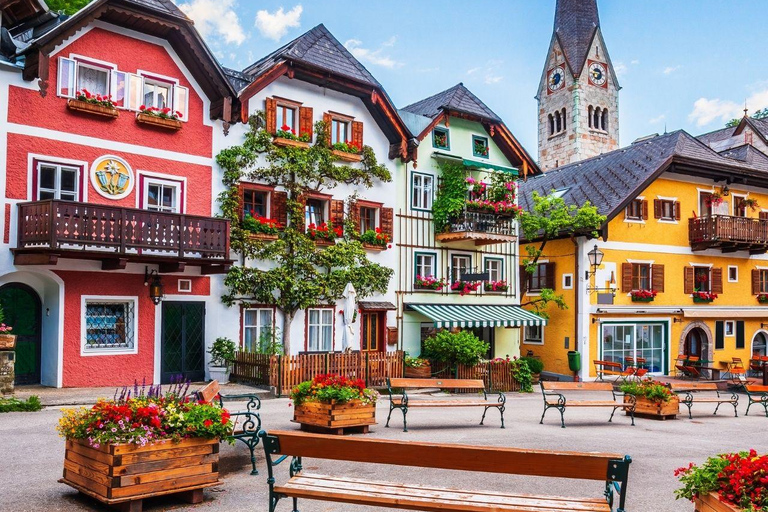Hallstatt: Guided one day trip from Vienna (small group)