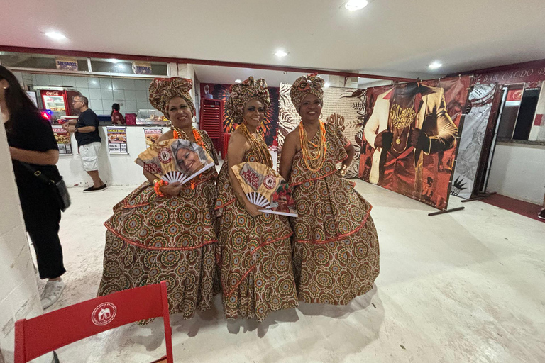 Rio de Janeiro/Copacabana: Prove della scuola di samba Salgueiro