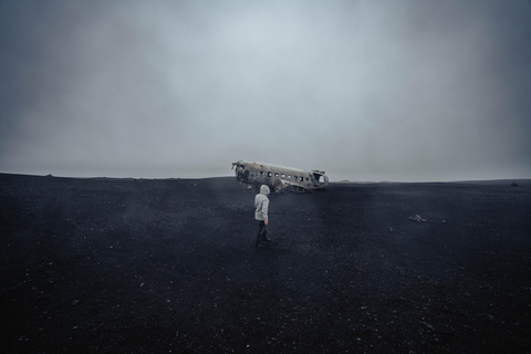 Iceland: Shuttle Service to the Plane Wreck