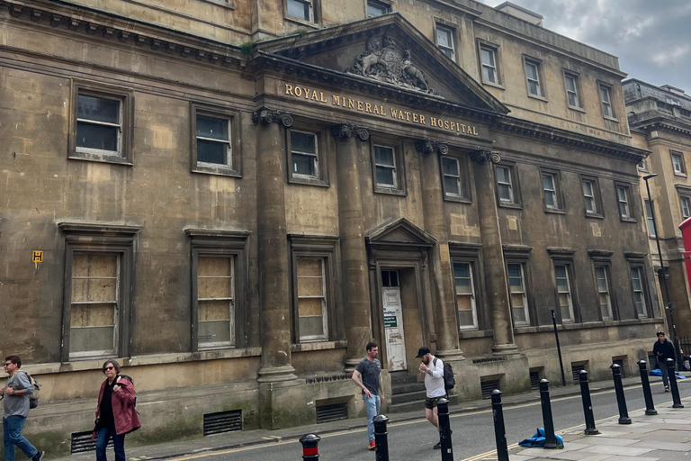 From London: Small Group Travel to Bath Stonehenge Cotswold