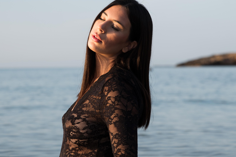Ibiza: Professional Photoshoot in Scenic Locations