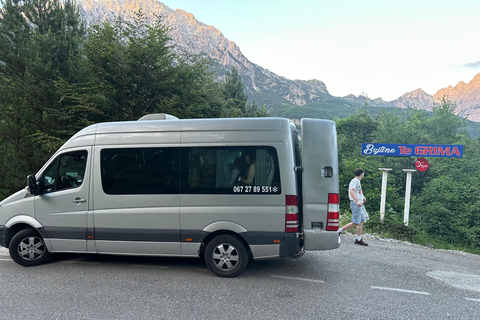 Tirana: Translado do aeroporto para o teu alojamento em Tirana