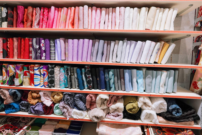 Kyoto: Gion Kiyomizudera Kimono Yukata Hairstyle& Photoshoot Kyoto Photo Session ONLY (1-Hour)