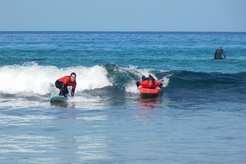 Kalufa Surf school in Caleta de Famara, Lanzarote Caleta de Famara in Lanzarote: Kalufa Surf school