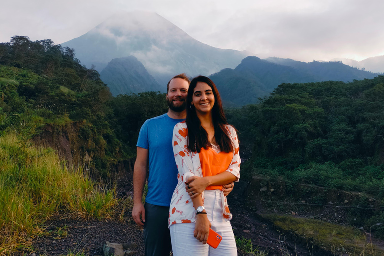 Yogyakarta: Jeep Merapi y Terrazas de Arroz Javanesas de Selo Griyo