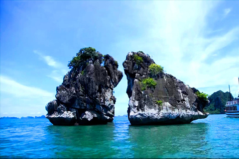 From Hanoi: Ninh Binh & Halong Bay 2-Day Tour with Cruise