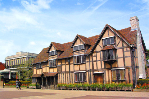 London/Manchester/Edinburgh: 7-Day Circular Tour of the UK Joining from Manchester