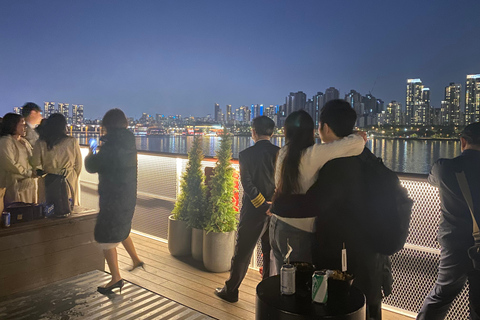 Séoul : Croisière nocturne guidée sur le fleuve Han avec collations et boissonsSéoul : Croisière nocturne guidée sur le fleuve Han et pique-nique dans le parc Hangang