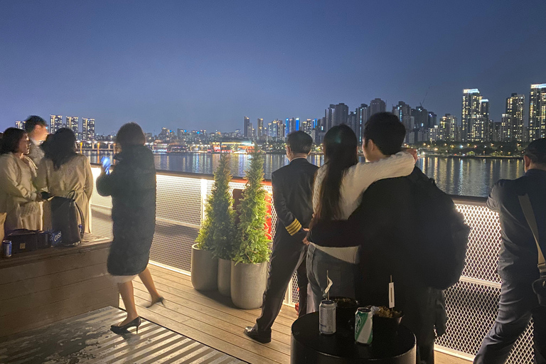 Séoul : Croisière nocturne guidée sur le fleuve Han avec collations et boissonsSéoul : Croisière nocturne guidée sur le fleuve Han et pique-nique dans le parc Hangang