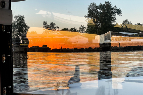 Riga : Croisière au coucher du soleil sur le canal de Riga et la rivière Daugava