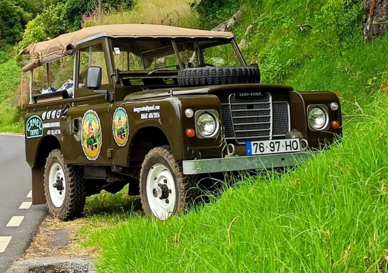 Klassische Landrover-Entdeckung auf Madeira