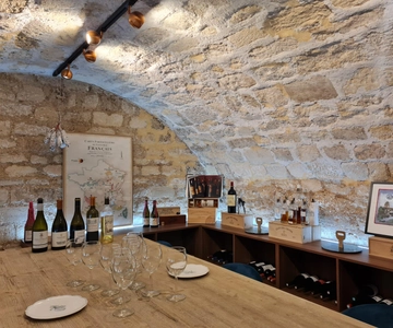 Paris: Wine & Cheese Tasting Master Class Near Eiffel Tower