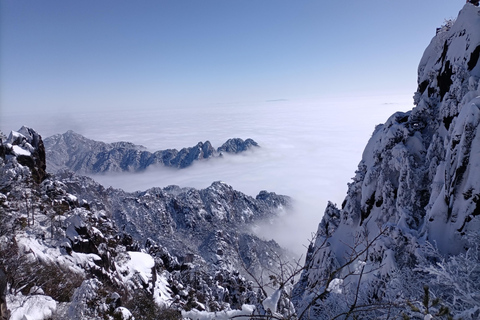 Huangshan: Mountain Top Day Trip with Cable Car and Pickup