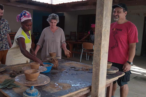 Tràz di Munti: Pottery Workshop, Cachupa Lunch & Hike