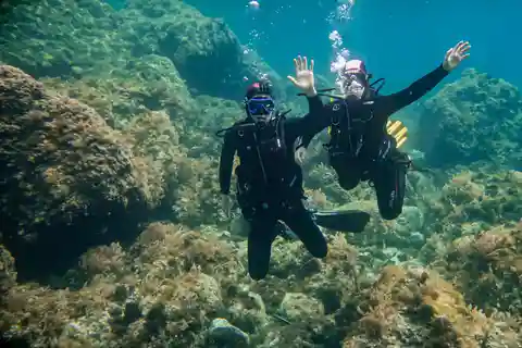 Essayez Scuba Menorca : votre première respiration sous l'eau dans l'océan