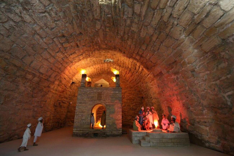 Gobustan and Fire temple Tour with Polish speaking guide