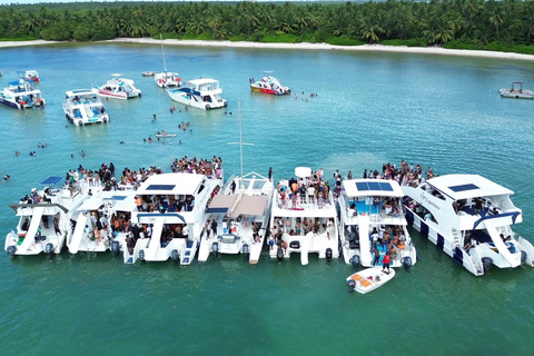 King of Kings Punta Cana – VIP Party Boat with DJ, Open Bar
