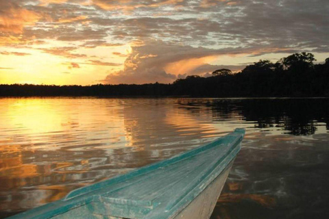 Puerto Maldonado: 2-Day Lake Sandoval Nature Tour