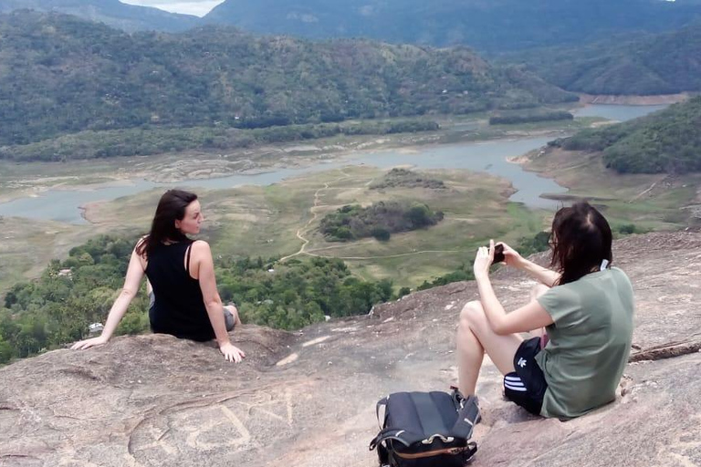 Kandy: Pettigala Hike, Waterfalls &amp; Massage by Tuk Tuk