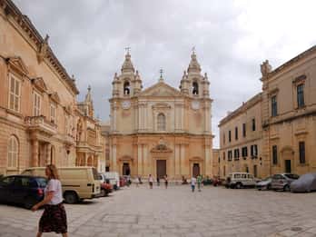 Mdina: Entrada a la Catedral de San Pablo y al Museo de Mdina