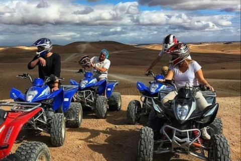 Marrakech: Tour del deserto di Agafay con quad, giro in cammello e cena