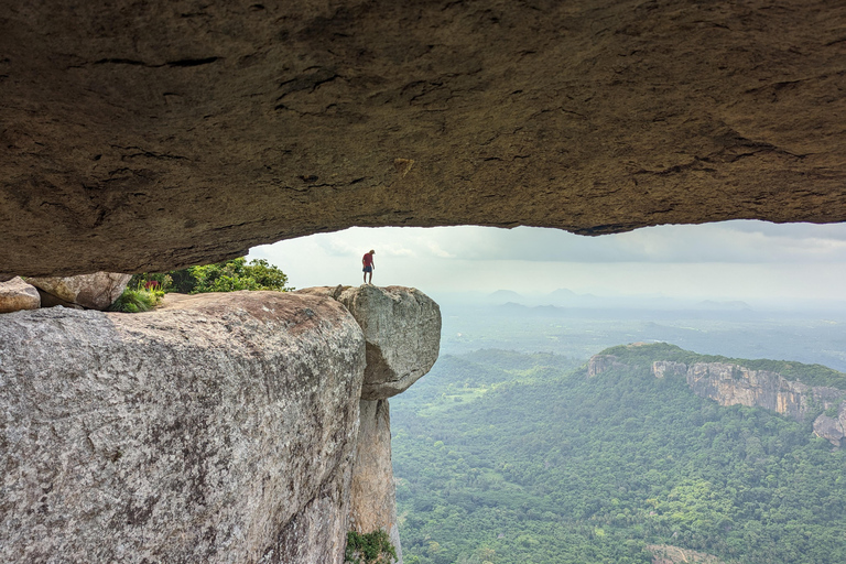 Avventura escursionistica a Dolukanda – La roccia curativa di Aristhana