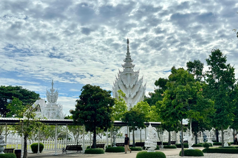 Chiang Rai: Top 7 Must-Visit Attractions – Private Tour