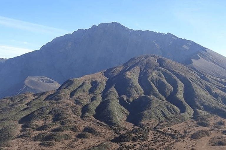 Arusha: 4-Day Mount Meru Climbing Adventure