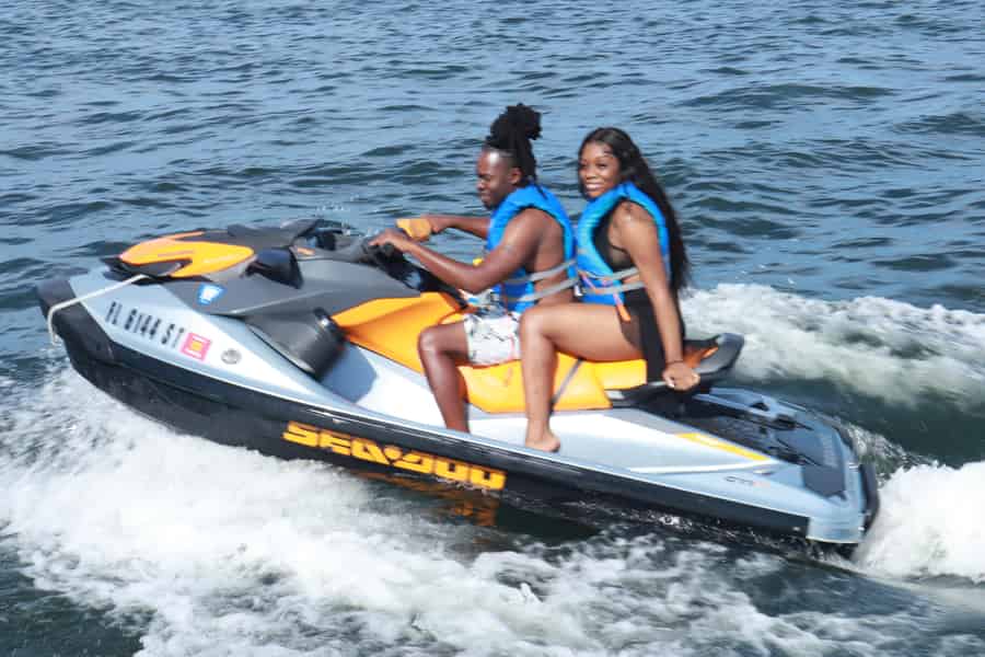 Miami Beach: Bootsfahrt und Jetski-Verleih. Foto: GetYourGuide Miami Beach: Bootsfahrt und Jetski-Verleih. Foto: GetYourGuide