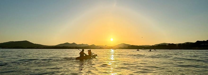 Majorque : excursion en kayak au coucher du soleil avec plongée en apnée et pique-nique