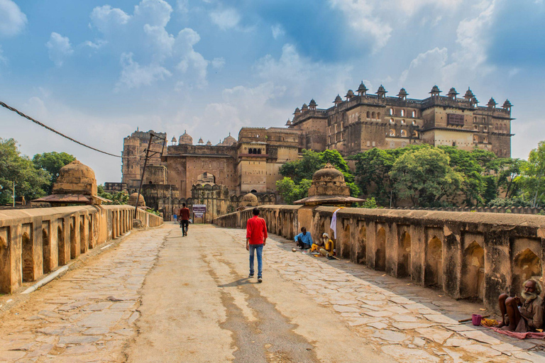 From Delhi: 5-Day Khajuraho, Orchha, Gwalior &amp; Jhansi Tour