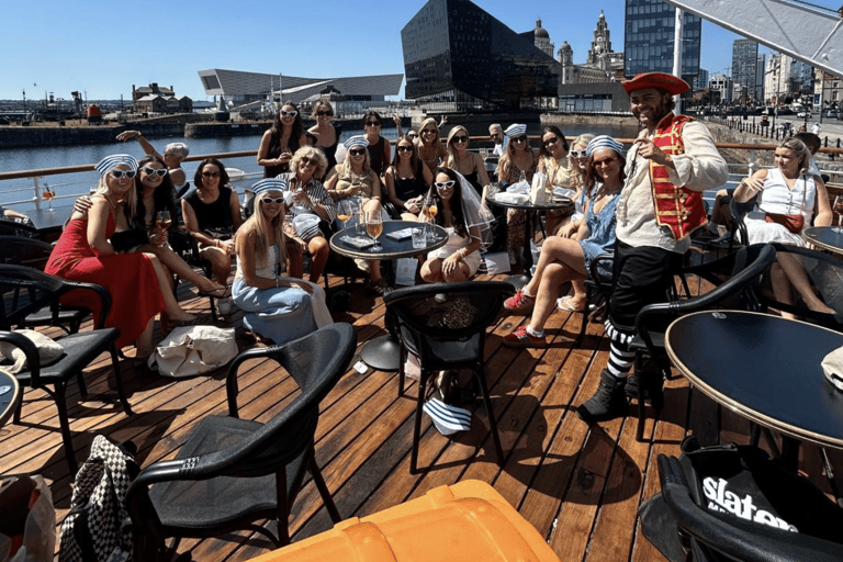 Liverpool: tour dei pub pirata e tour in barcaLiverpool: Giro dei pub pirata e tour in barca